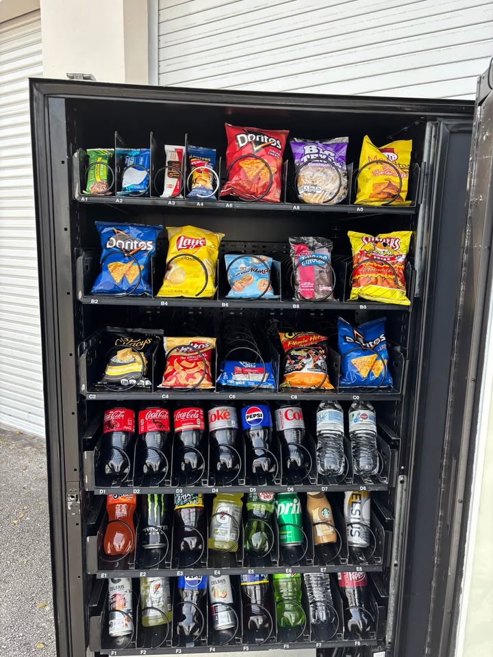 REFURBISHED AMS 39 Sensite I Combo Vending Machine